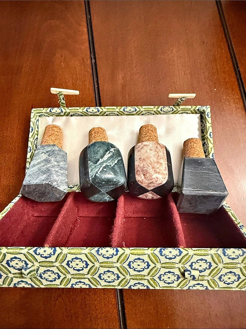 Wine Bottle Stoppers Marble, Quartzite, Jadeite, Soapstone